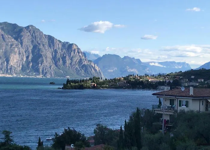 Appartamento Romantico A Cassone Di *